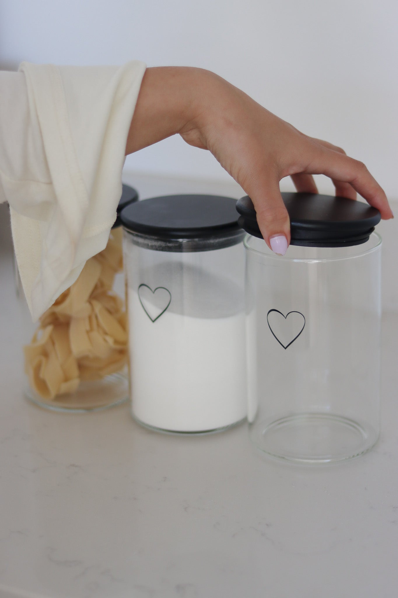 Set Bamboo Storage Jars- Single Heart Black lid 1000ml Pretty